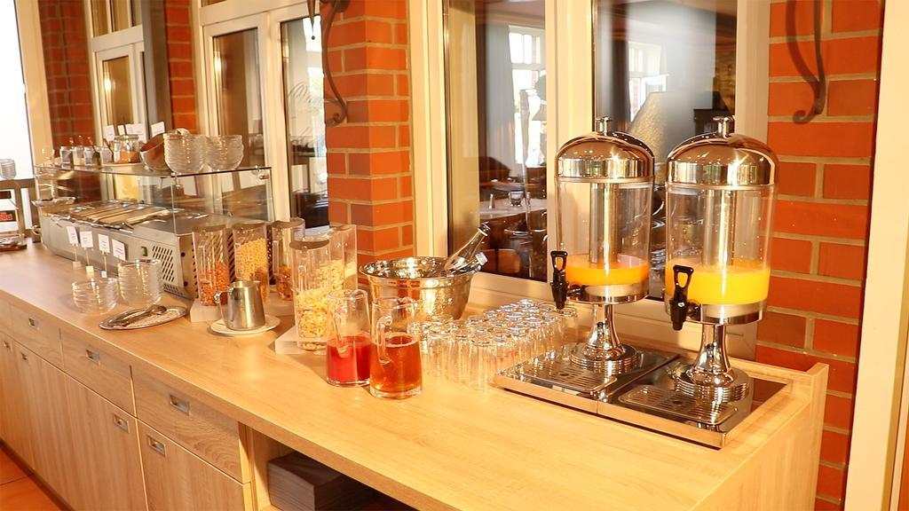 Hotel Central Zeven Ngoại thất bức ảnh