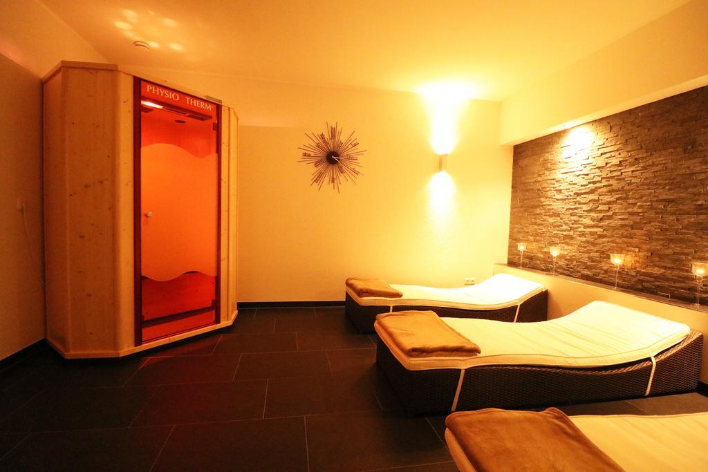 Hotel Central Zeven Ngoại thất bức ảnh