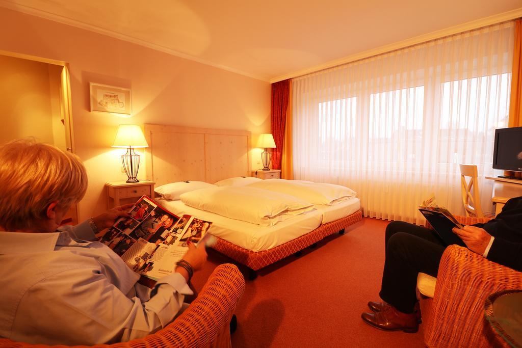 Hotel Central Zeven Ngoại thất bức ảnh
